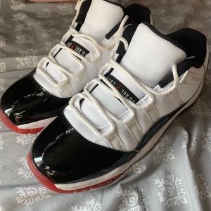 Jordan 11 retro low